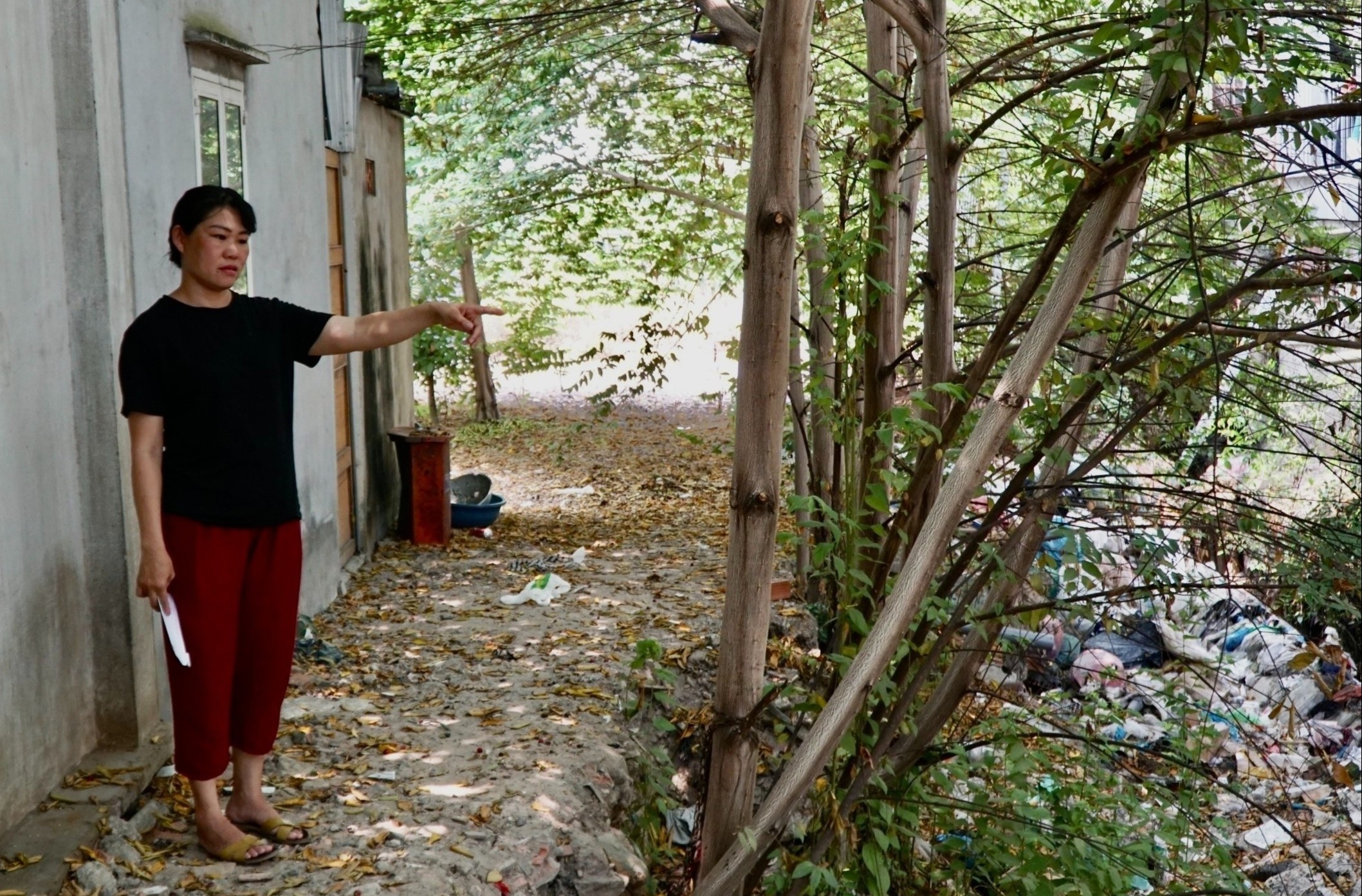 Nguoi dan o TP Thu Duc mat ngu vi lo sat lo nha hinh anh