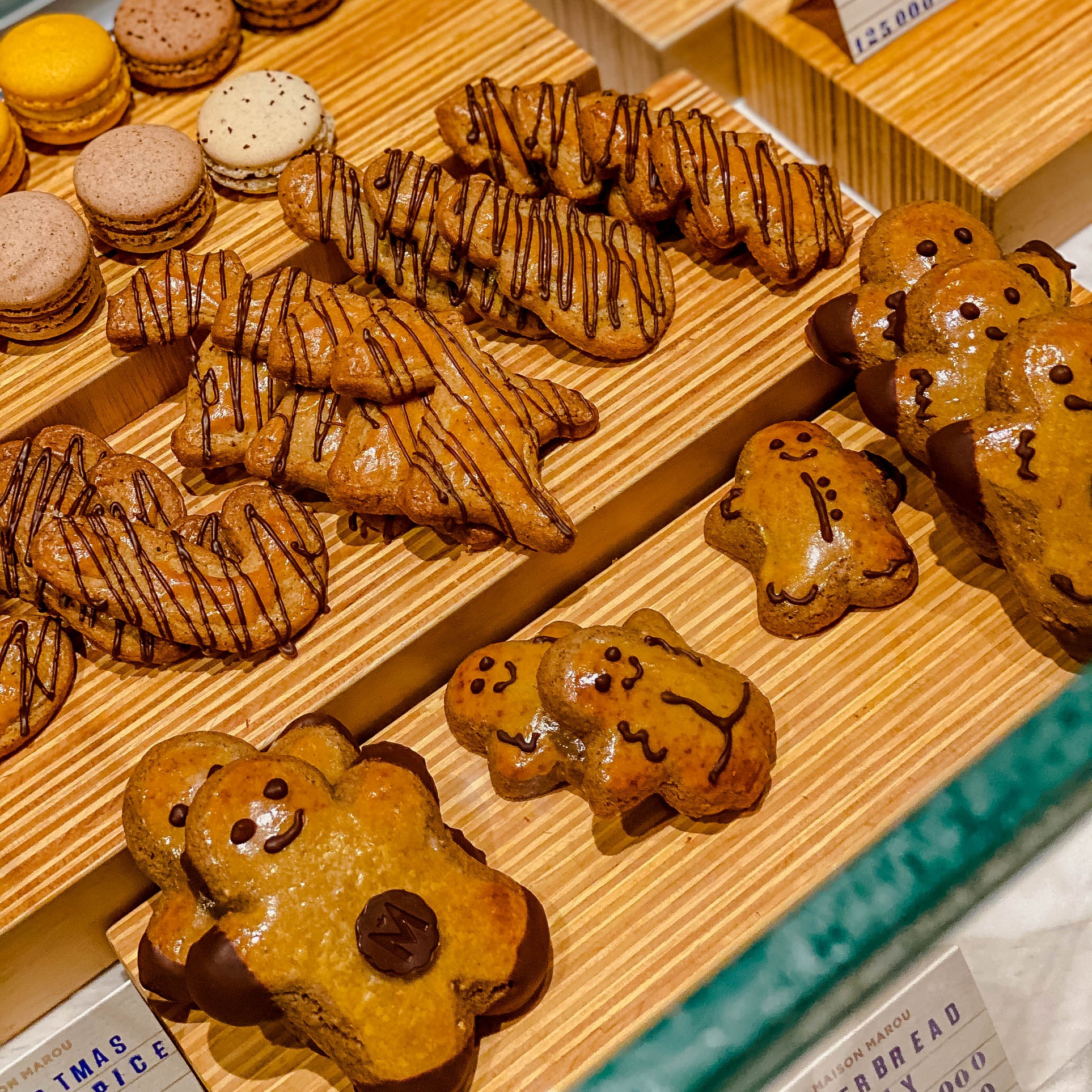 cac tiem banh co menu giang sinh,  thuong thuc banh au dip giang sinh,  cac tiem banh au tai tp.hcm anh 3