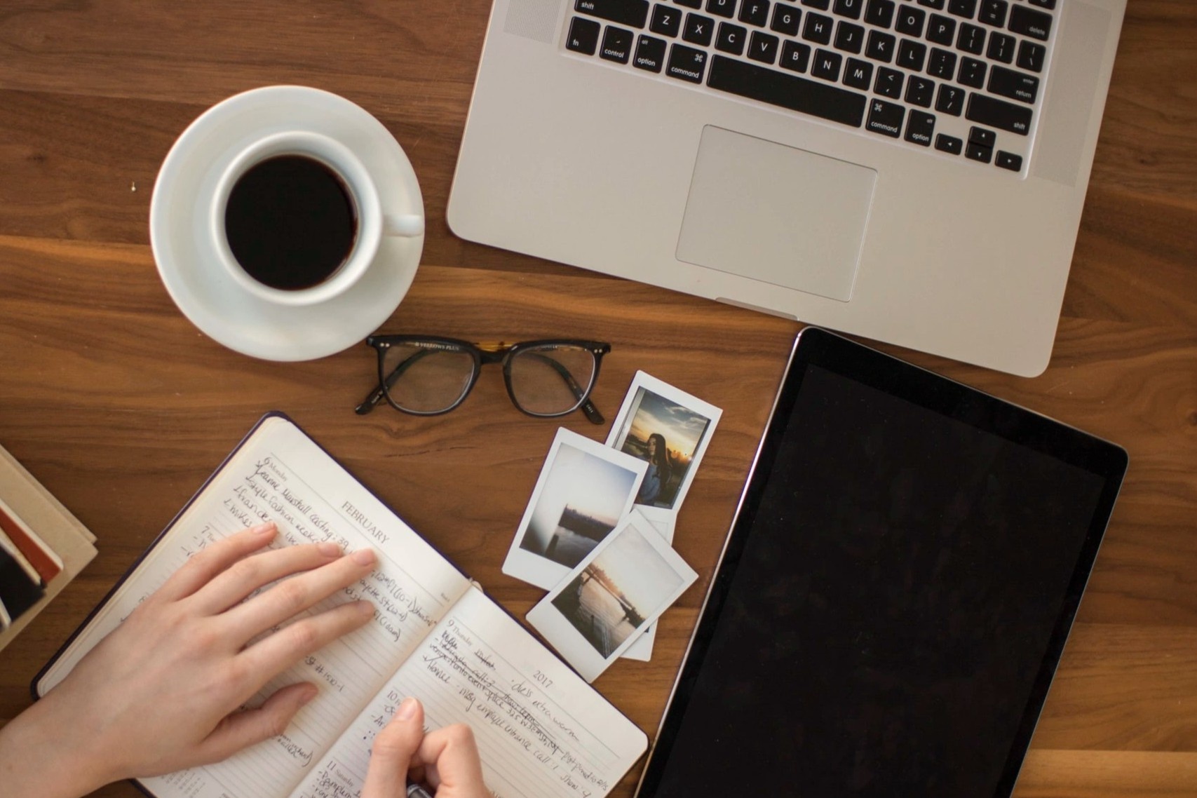 Lam viec tai cac co-working space coffee o TP.HCM hinh anh