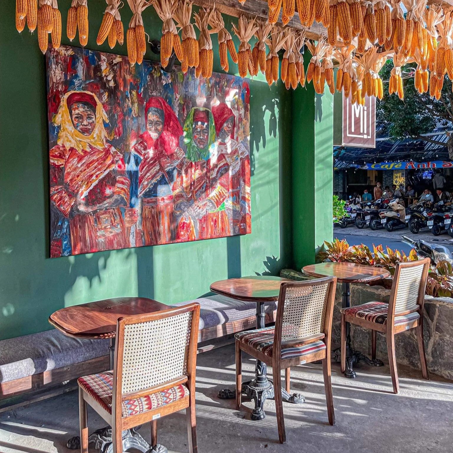 thuong thuc ca phe trung tai TP.HCM,  ca phe trung,  ca phe trung o TP.HCM,  quan ca phe trung anh 3