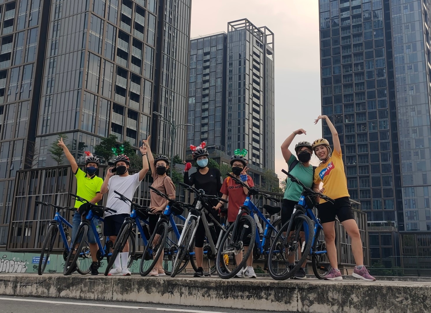 Gợi ý hoạt động cho những ngày 'không biết làm gì', hoạt động thể chất trong nhà ở TP.HCM, đi chơi ở TP.HCM, quán ăn ở TP.HCM, cà phê đẹp ở TP.HCM ảnh 5 Goi y hoat dong cho nhung ngay 'khong biet lam gi', hoat dong the chat trong nha o TP.HCM, di choi o TP.HCM, quan an o TP.HCM, ca phe dep o TP.HCM anh 5