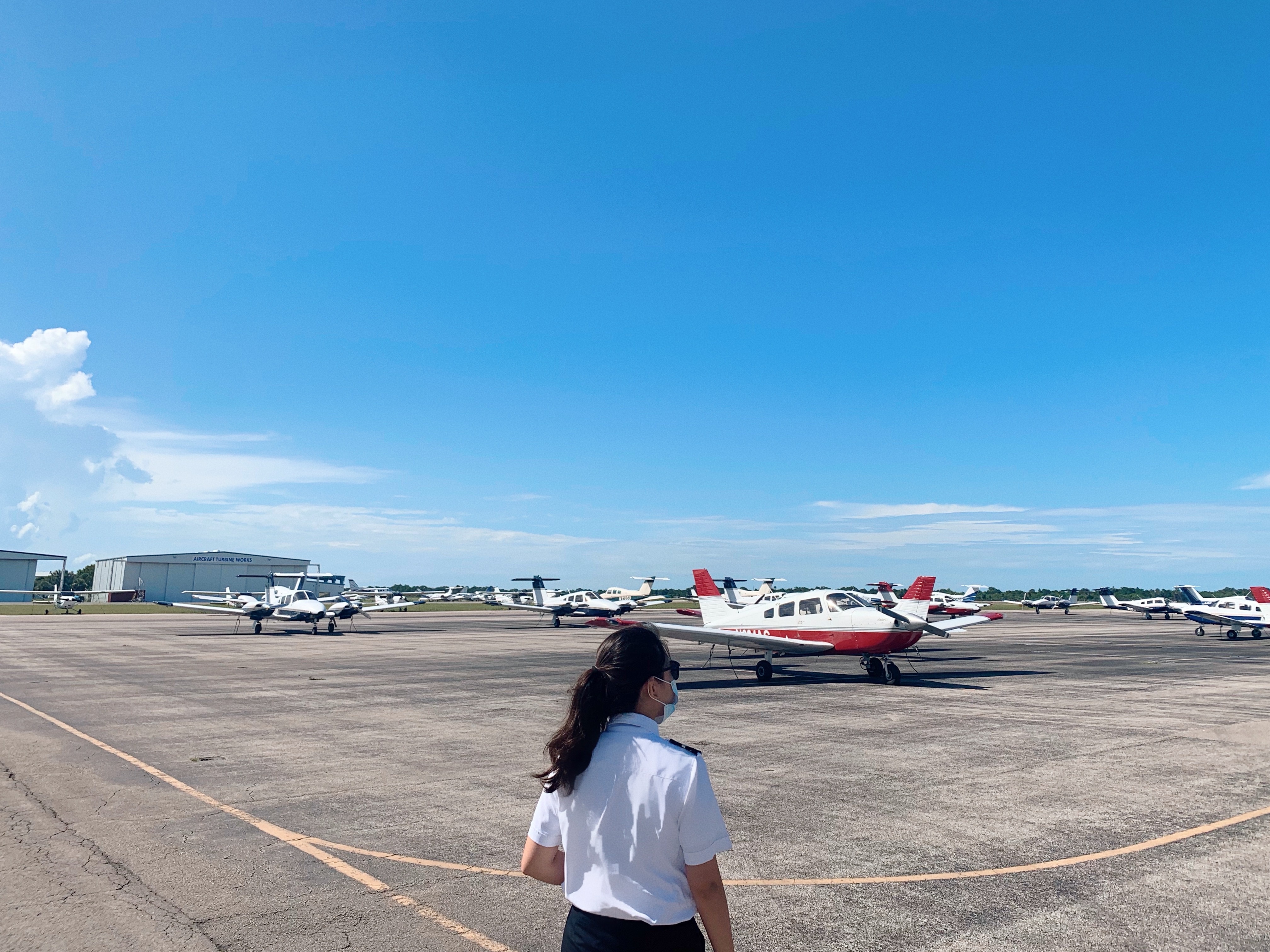 nu phi cong,  mach khanh,  goi y hoat dong giai tri,  xem phim de hoc ngoai ngu,  quay phim,  chup anh anh 8