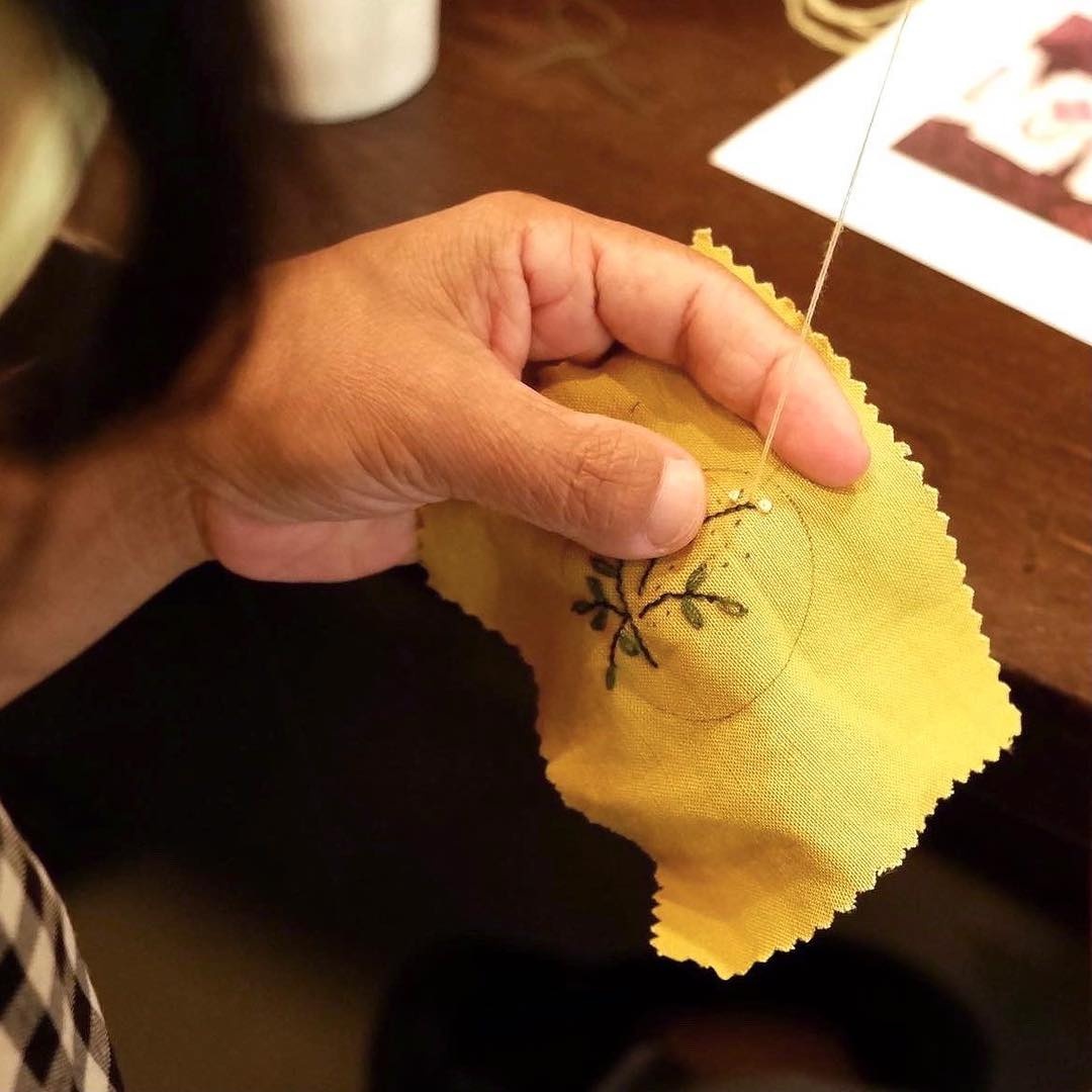 thu gian cuoi tuan tai TP.HCM,  hoat dong thu gian cuoi tuan tai TP.HCM,  di choi cuoi tuan,  cuoi tuan choi gi o TP.HCM,  theu tay,  trien lam anh,  quan chay phong cach Nhat Ban anh 1