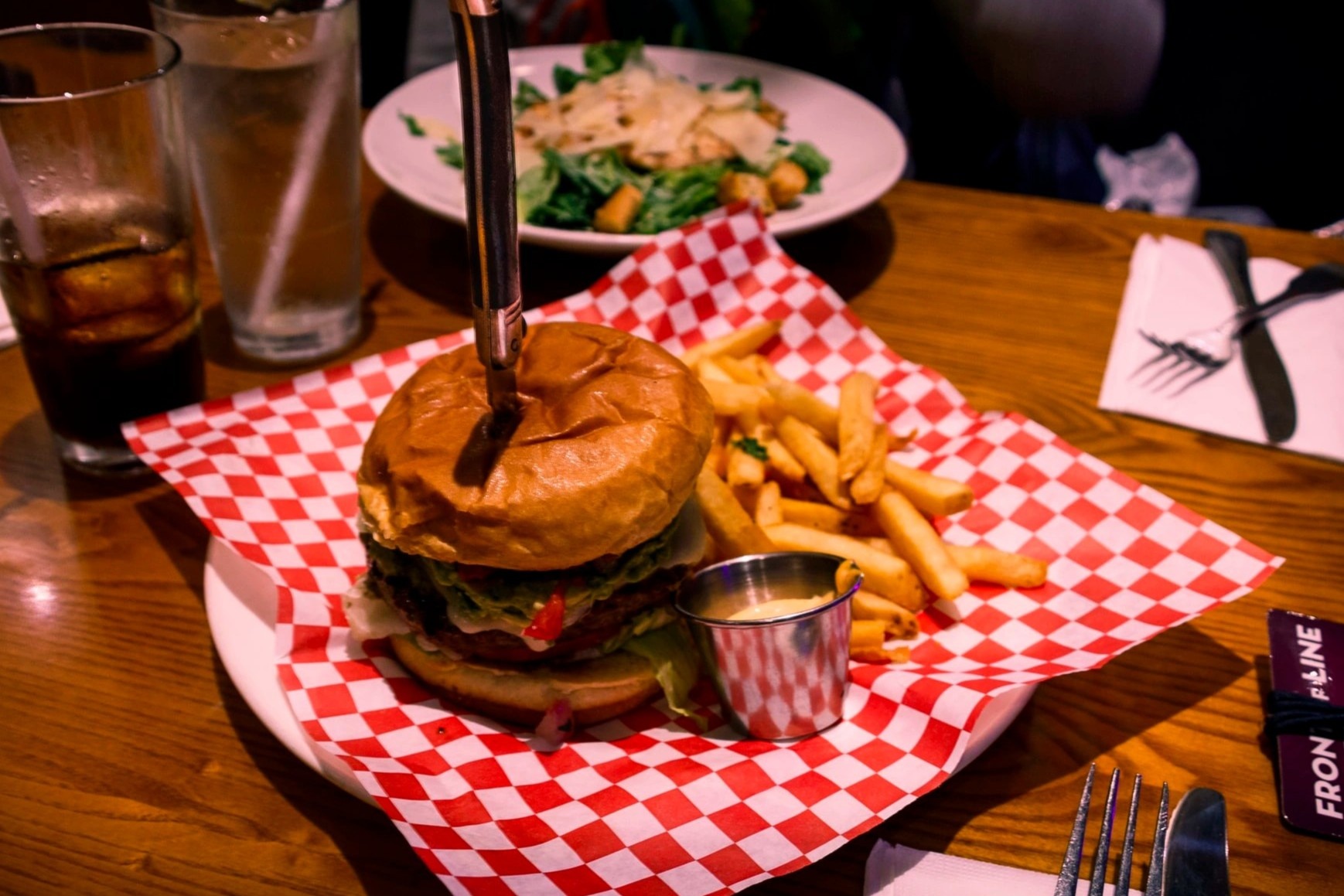 Dia chi thuong thuc am thuc phong cach My cho cuoi tuan hinh anh