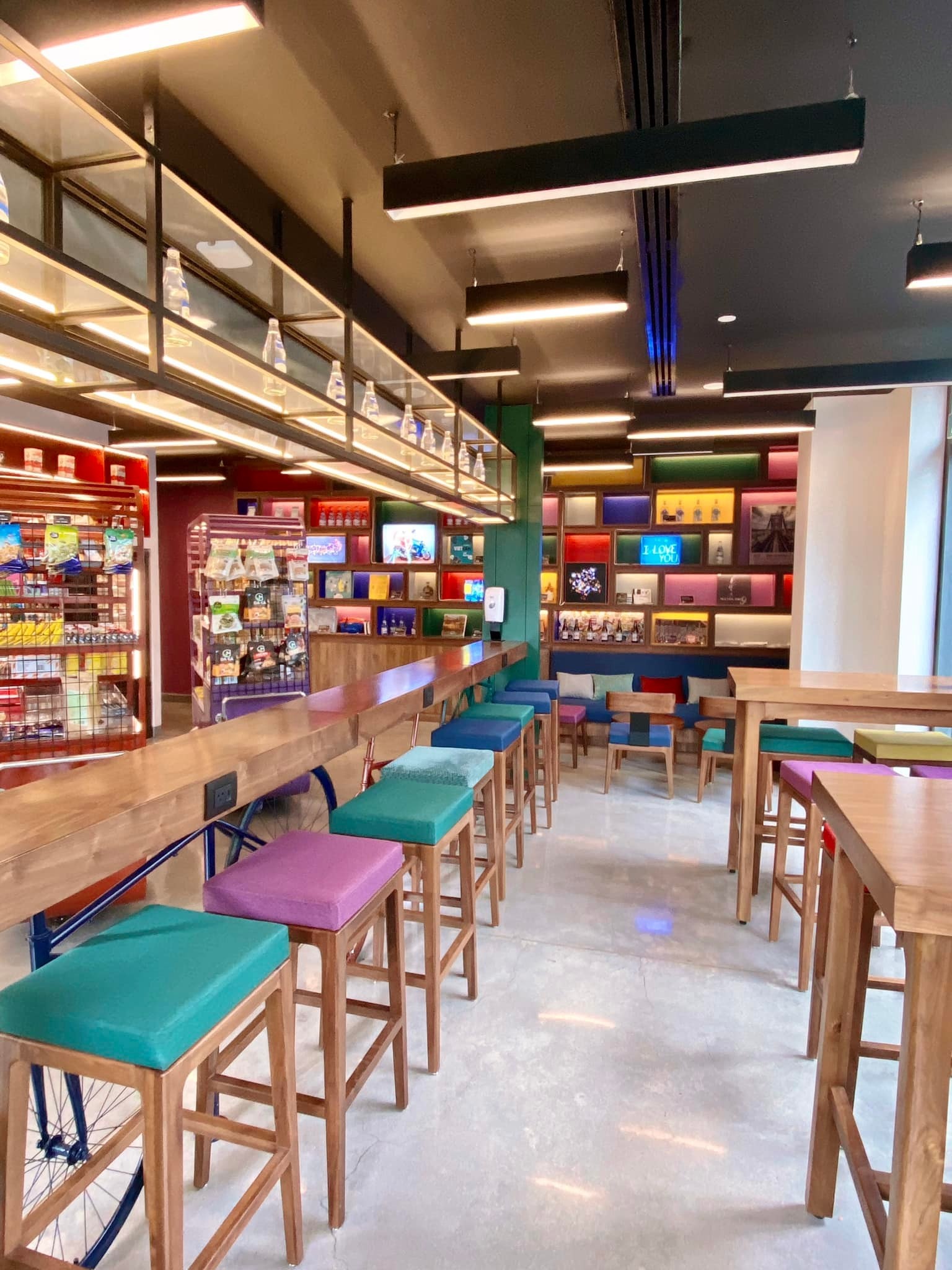 không ngồi văn phòng thì có thể làm việc ở đâu, coworking space, cà phê làm việc, không gian làm việc ở TP.HCM, làm việc tự do ảnh 5 khong ngoi van phong thi co the lam viec o dau, coworking space, ca phe lam viec, khong gian lam viec o TP.HCM, lam viec tu do anh 5