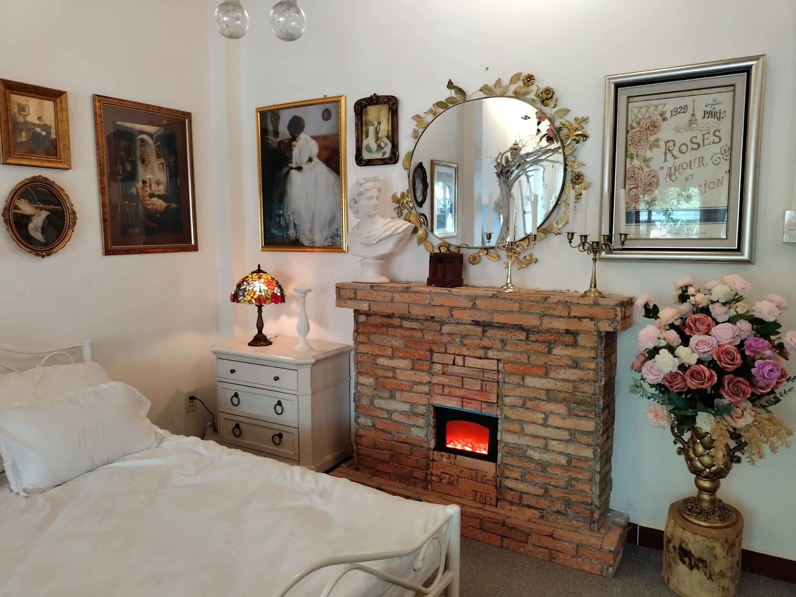 trang tri phong tro,  kinh nghiem trang tri phong tro,  tu trang tri phong tro,  trang tri phong theo phong cach Shabby Chic,  trang tri phong theo phong cach Romance Vintage anh 9