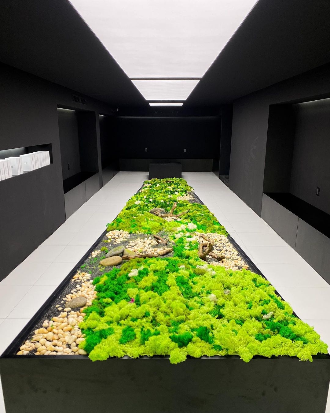 Quán cà phê thiết kế như không gian triển lãm tại TP.HCM, quán cà phê tại TP.HCM, quán cà phê đẹp ở TP.HCM, quán cà phê sống ảo ở TP.HCM ảnh 9 Quan ca phe thiet ke nhu khong gian trien lam tai TP.HCM, quan ca phe tai TP.HCM, quan ca phe dep o TP.HCM, quan ca phe song ao o TP.HCM anh 9