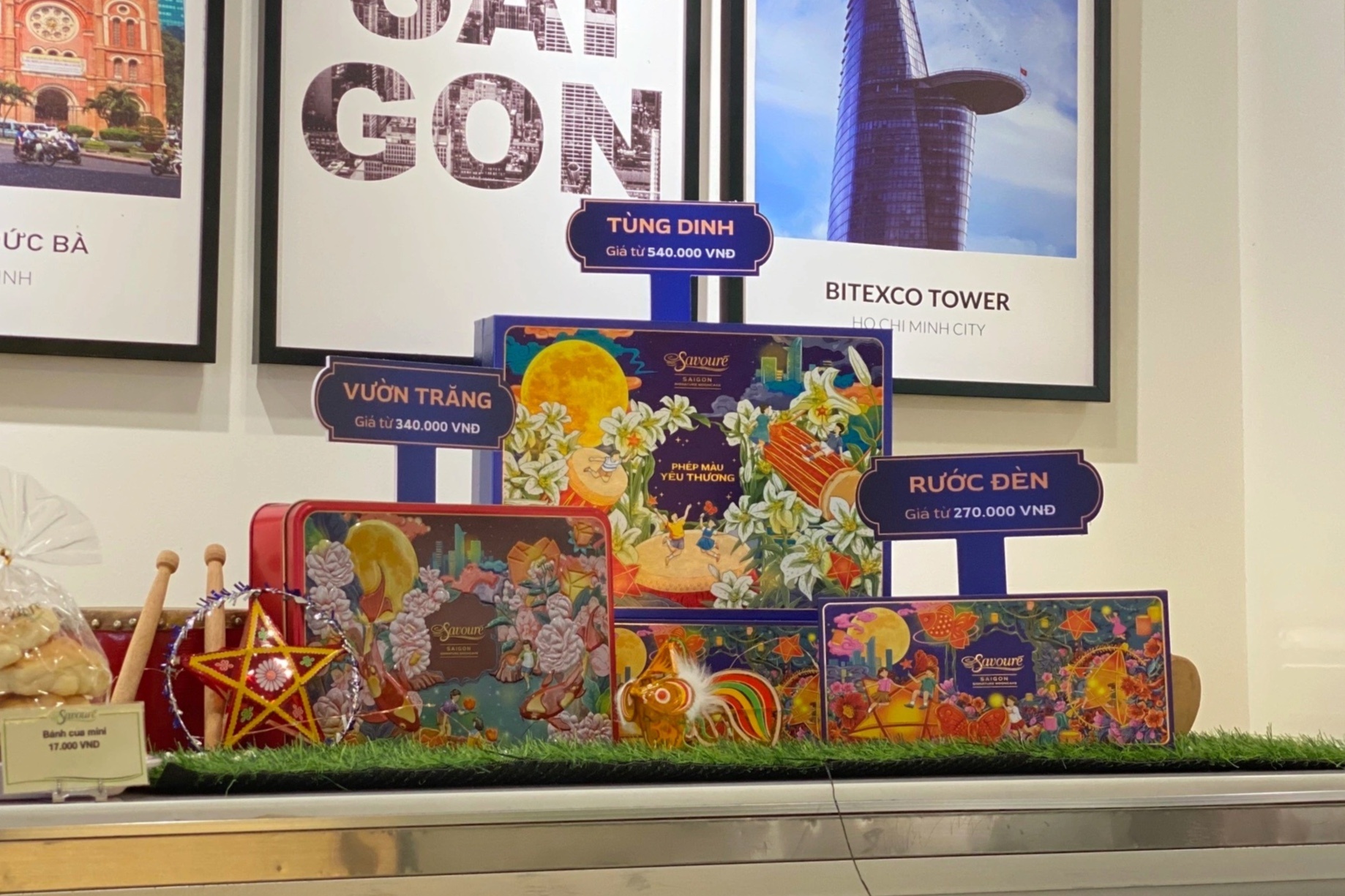 Ruc rich chuan bi don Tet Trung thu hinh anh