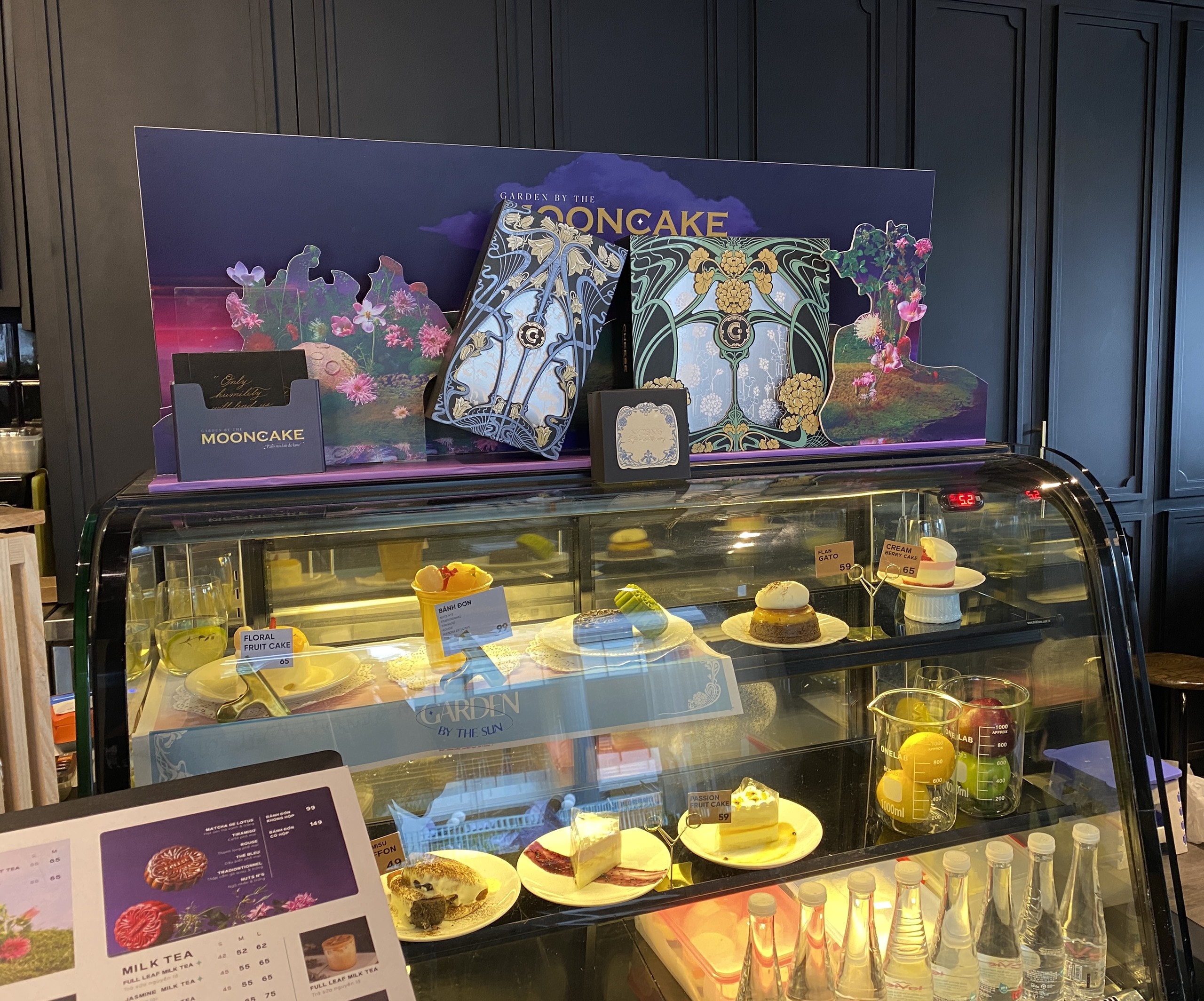 ruc rich chuan bi don tet trung thu,  chuan bi trung thu,  thi truong banh trung thu anh 2