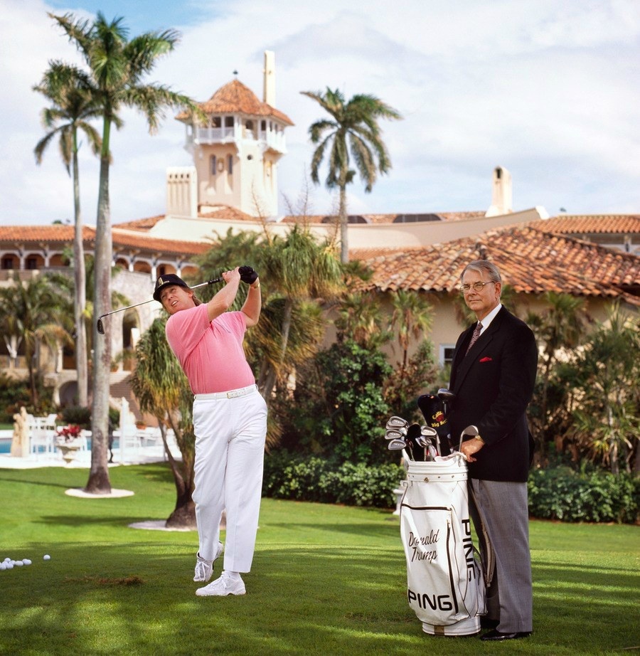 Bên trong khu nghỉ dưỡng bị khám xét của Donal Trump,  resort của Donal Trump,  Khu nghỉ dưỡng Mar-a-Lago ảnh 7 Ben trong khu nghi duong bi kham xet cua Donal Trump,  resort cua Donal Trump,  Khu nghi duong Mar-a-Lago anh 7