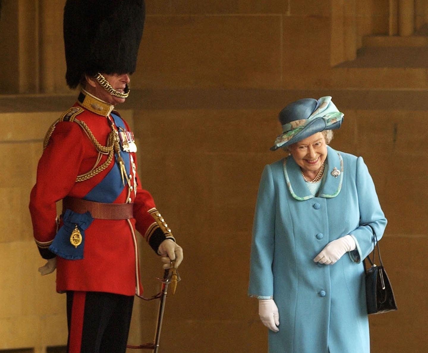 Du lich Anh dat do sau khi Nu hoang qua doi hinh anh