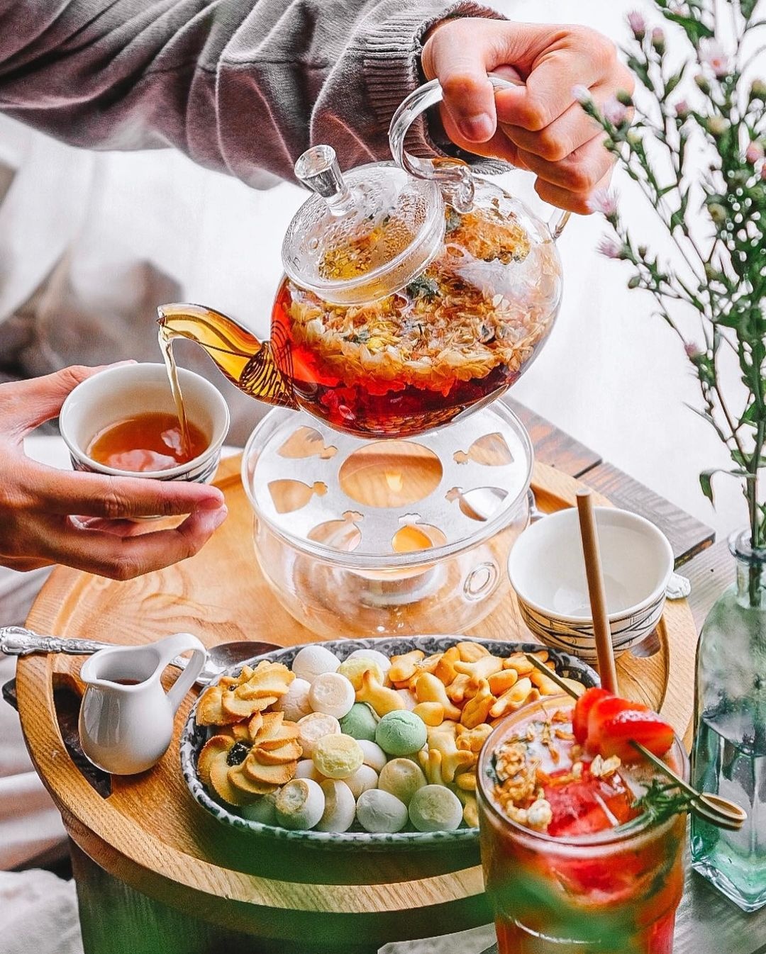 ngam hoang hon,  ca phe o TP.HCM anh 1