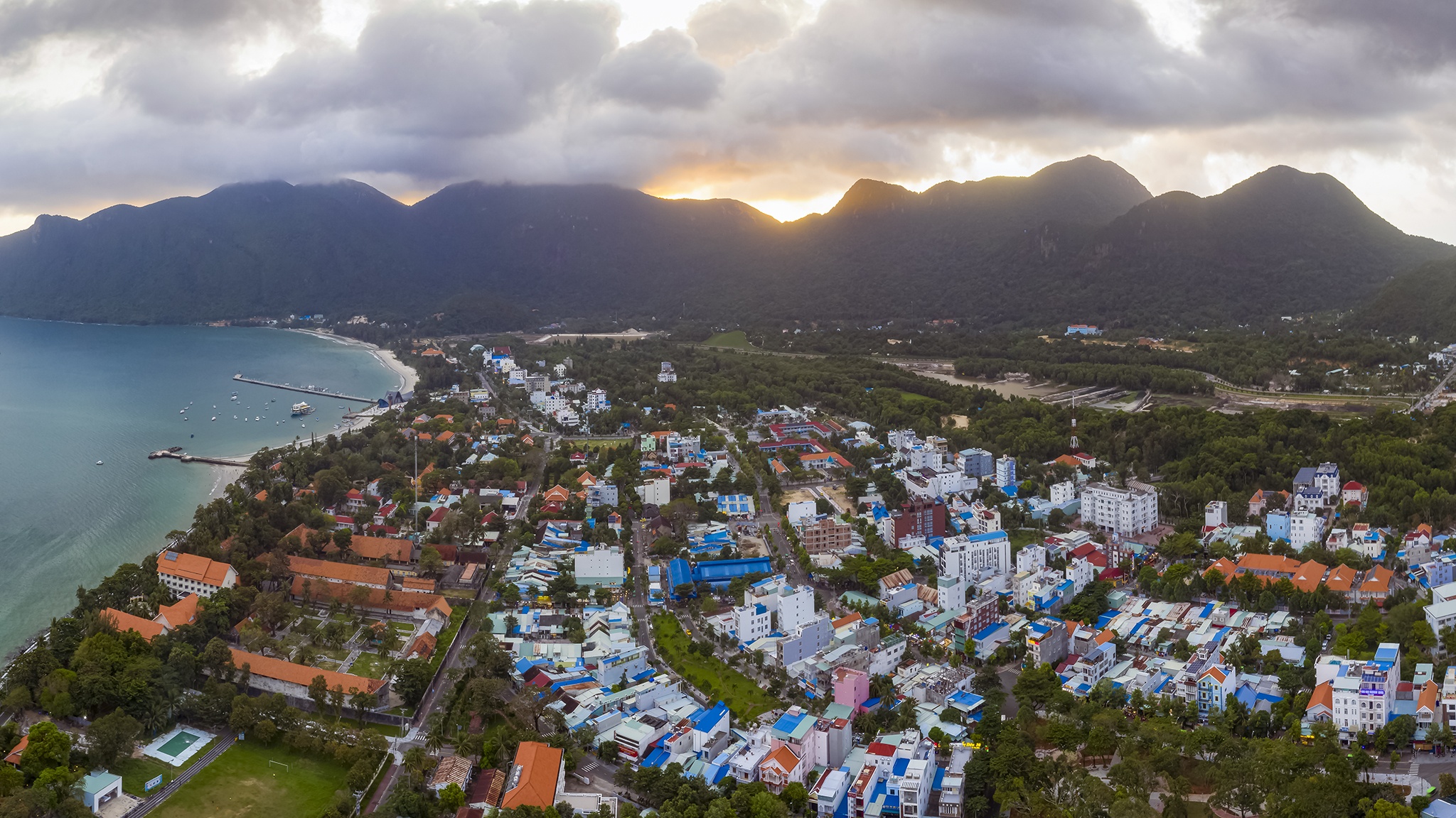 du lich con dao,  du lich tet duong,  dat phong con dao anh 1