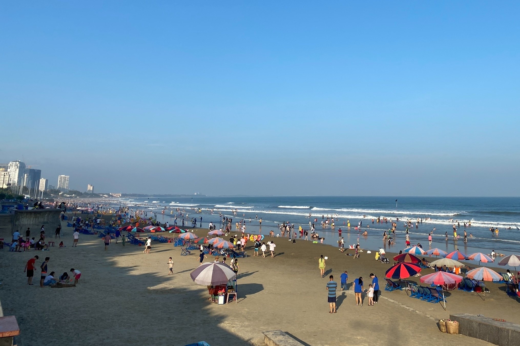 du lich tet duong,  luong khach tet duong anh 1