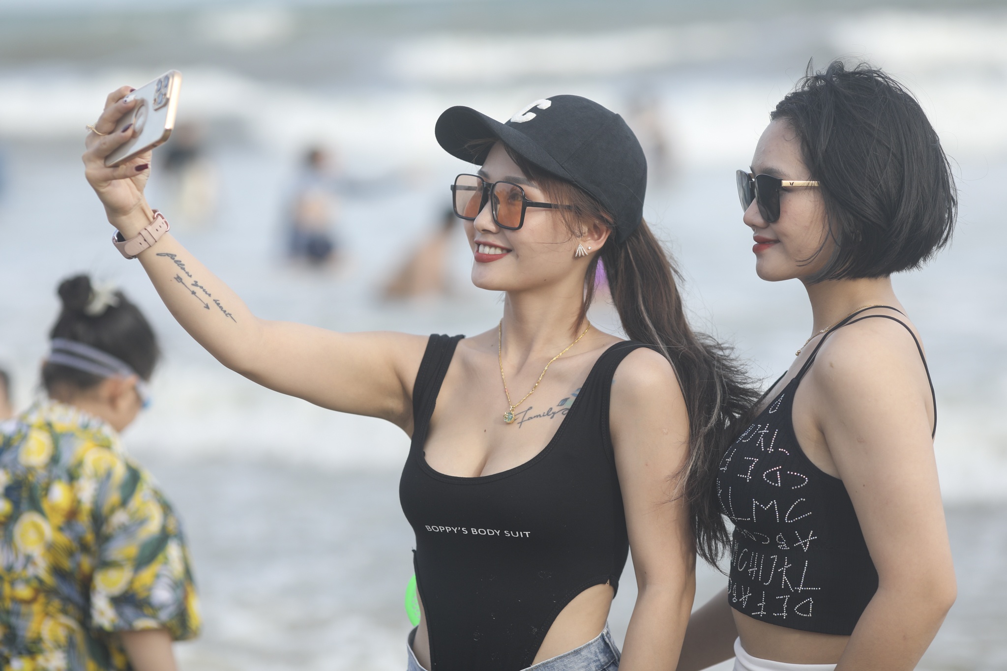 Khach den Vung Tau tam bien tang 69,4% so voi nam ngoai hinh anh
