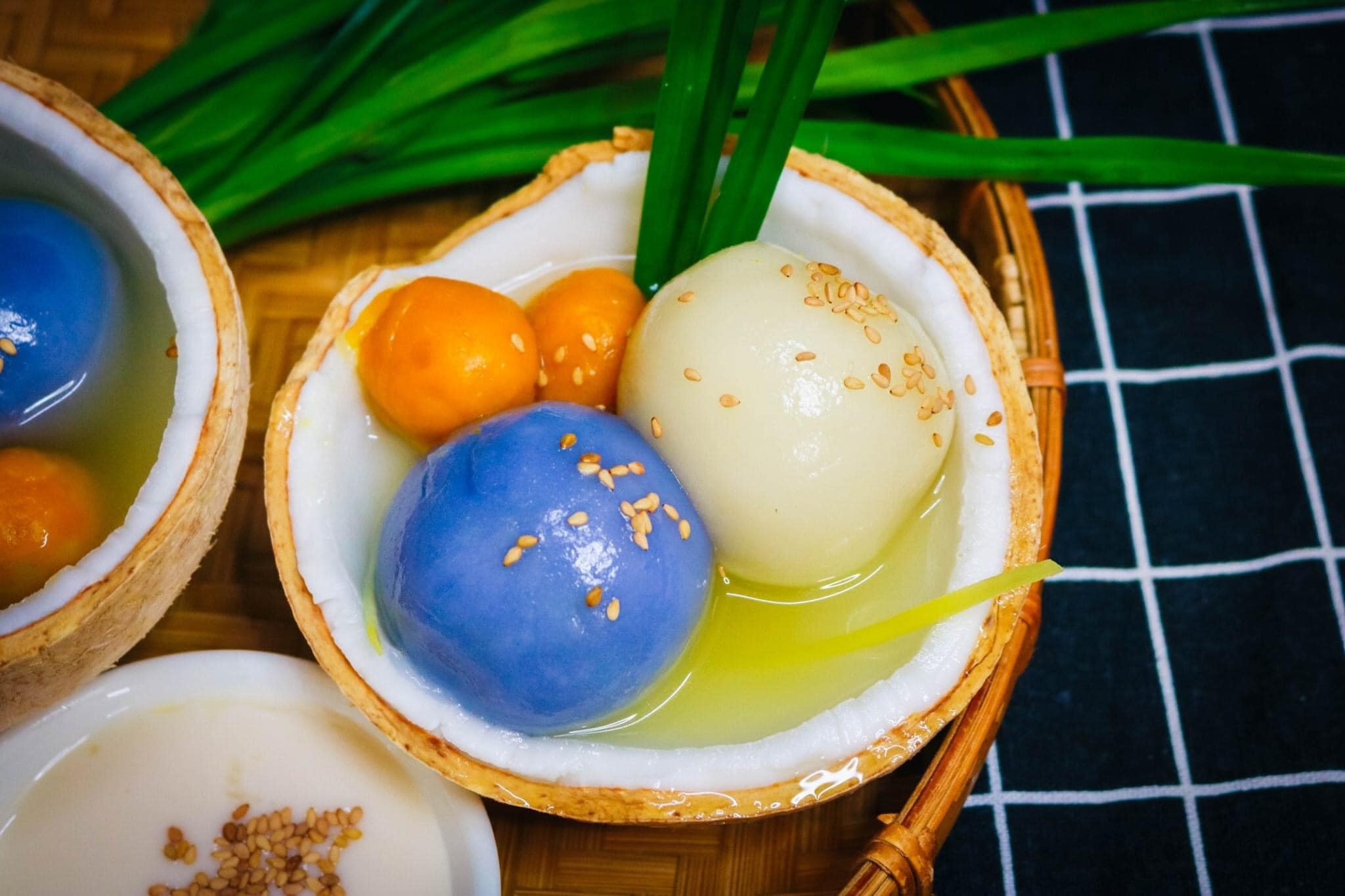 mam cung than tai,  banh bao tui tien,  banh kem tui tien,  che troi nuoc,  mam le than tai anh 4