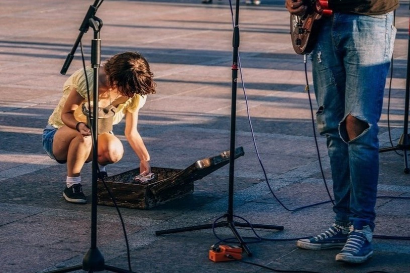 Khong nen coi begpacker la khach du lich hinh anh