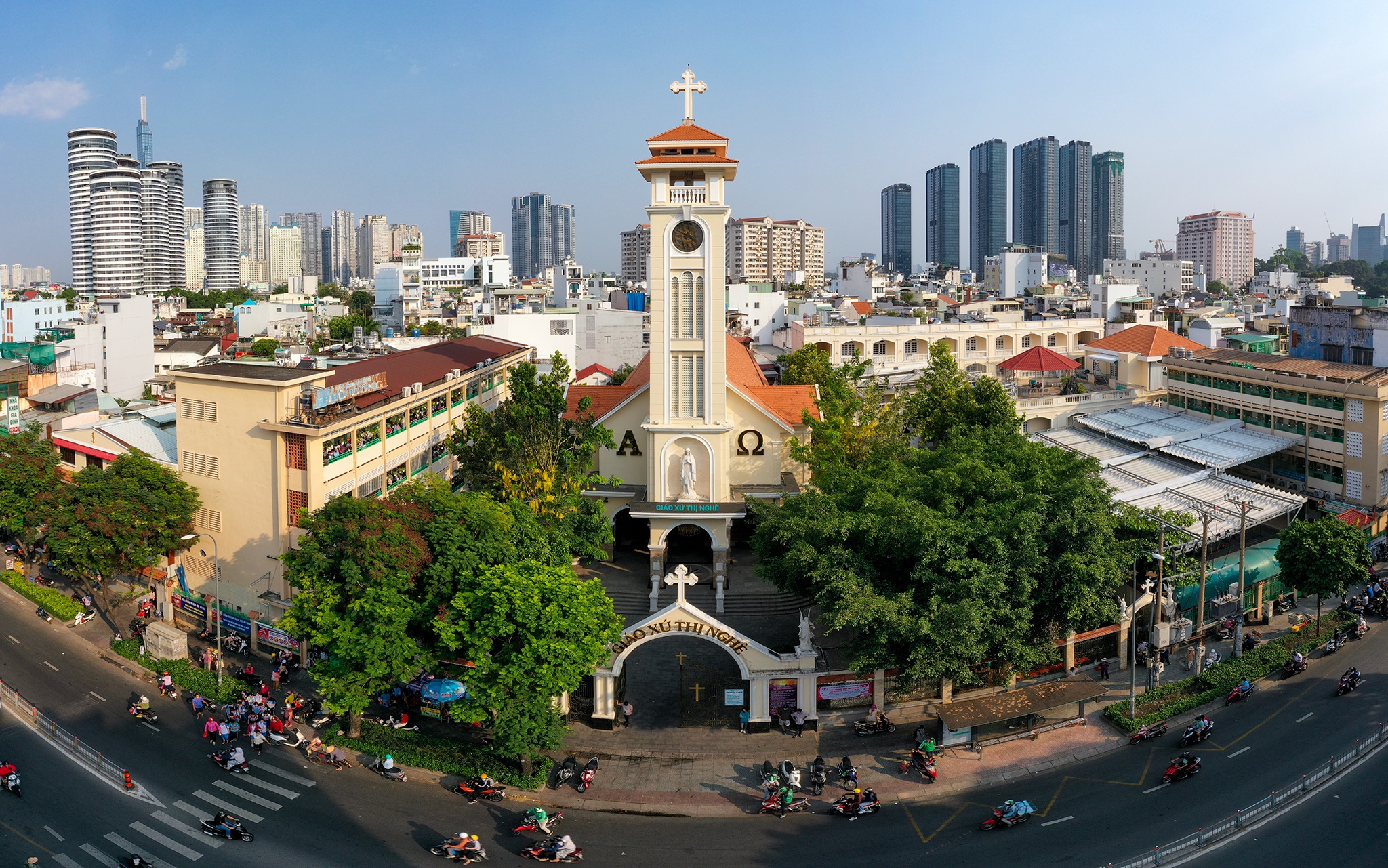 Giao xu hon 200 nam tuoi o TP.HCM hinh anh
