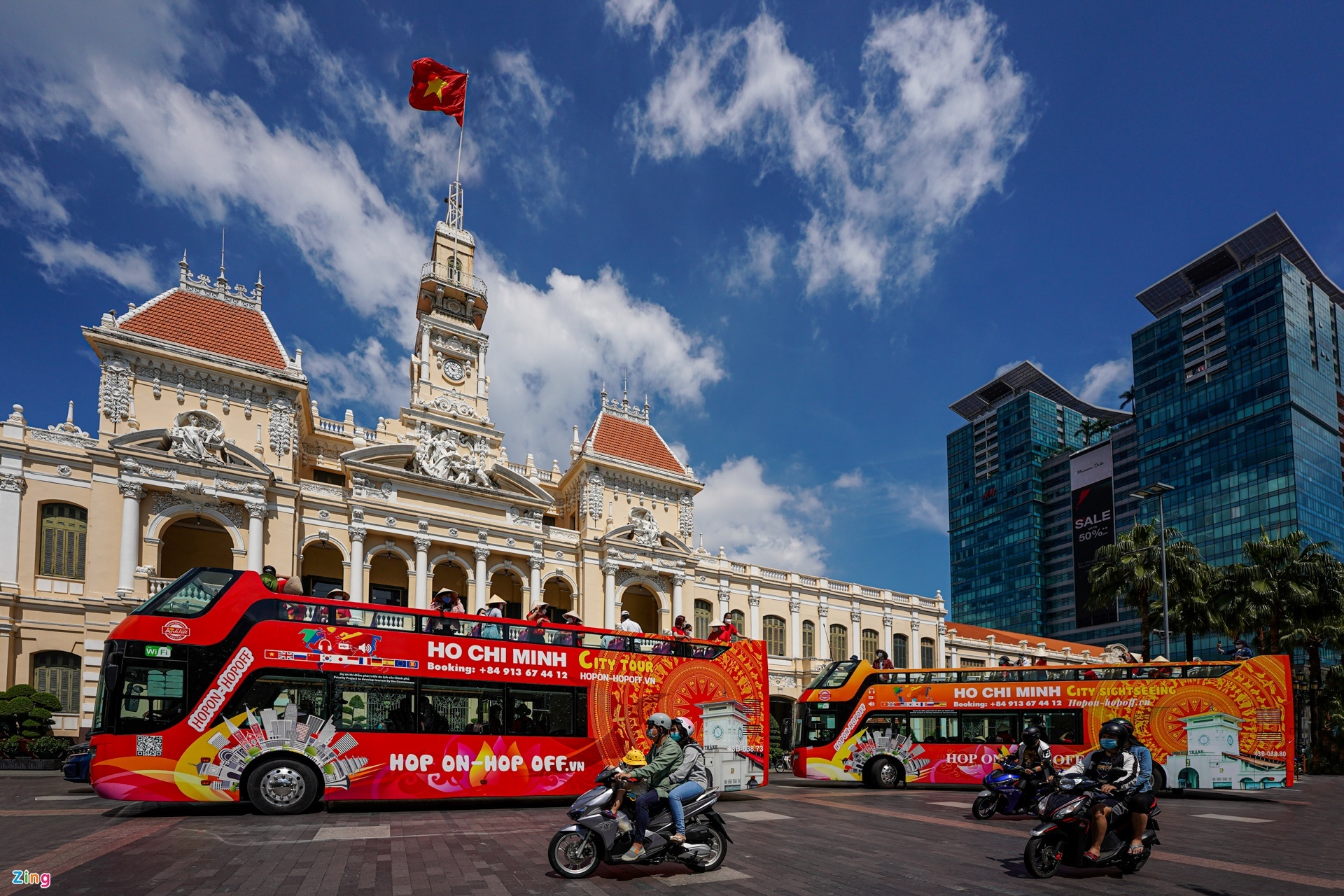 du lich tphcm,  du lich noi do,  tour noi do,  nghi le 30/4,  tour 30/4,  san pham du lich,  thu hut du khach anh 1