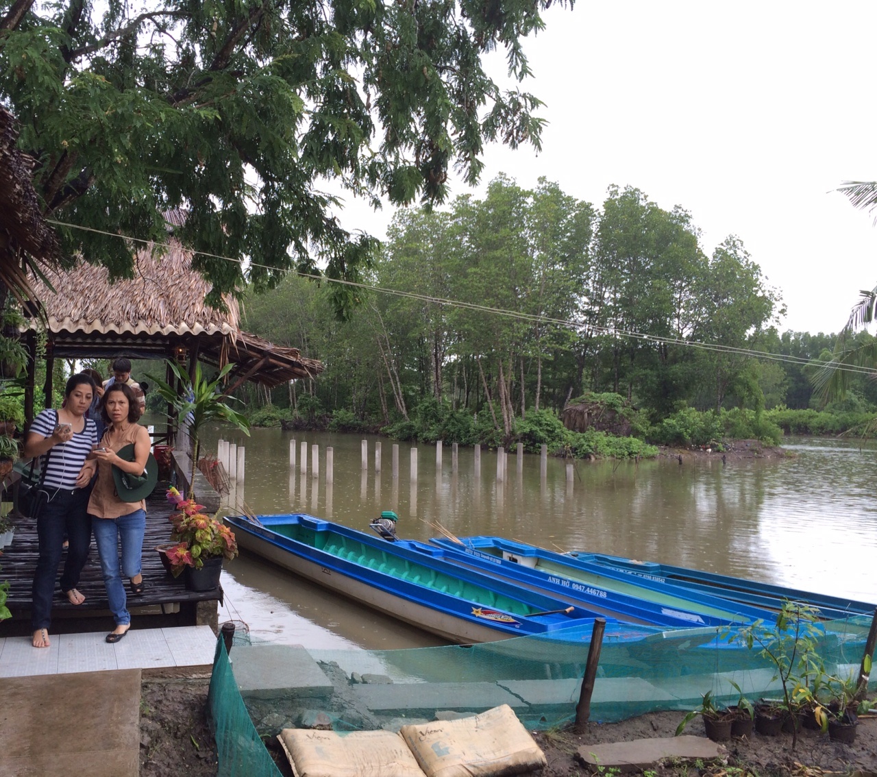 Trải nghiệm cuộc sống người dân trong vườn quốc gia Cà Mau đang là nét mới hút du khách