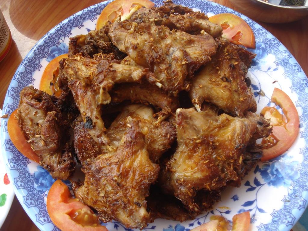 Đặc sản sóc tràm hay còn gọi thịt chuột chiên giòn, món ăn bạn đừng nên bỏ qua khi khám phá Đồng Tháp. Ảnh Bảo Anh