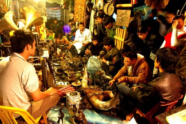 Top cho phien Viet Nam hut khach du lich nhat hinh anh