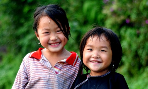 Can nhan rong hon nua nu cuoi Viet Nam hinh anh