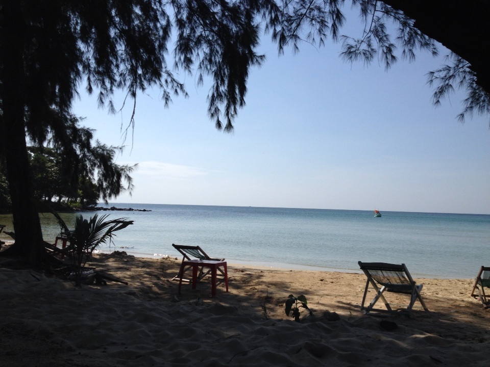 Thư giãn trên biển Gành Dầu hoang sơ