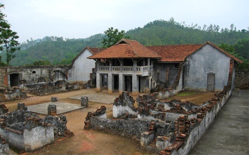Nhà tù Sơn La. Ảnh taybacsensetravel