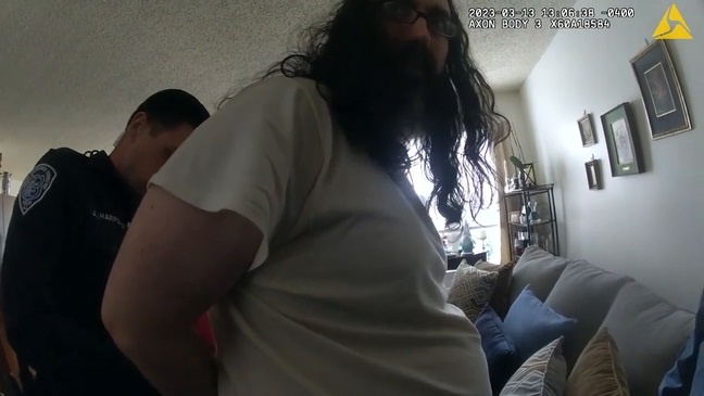 4Chan,  de doa canh sat anh 1