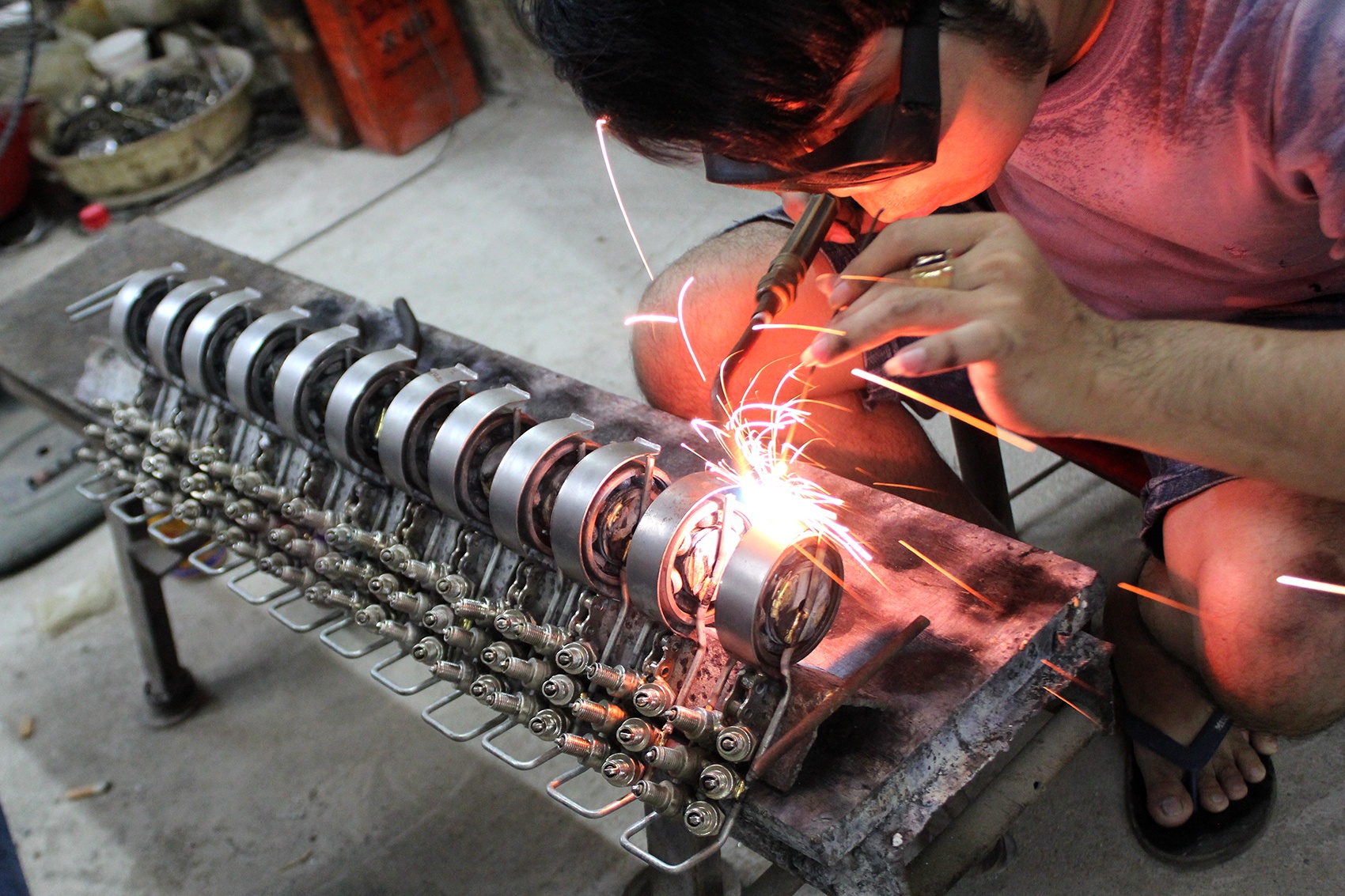 Ky nghe bien dong nat thanh quai thu, xich lo mini o Sai Gon hinh anh