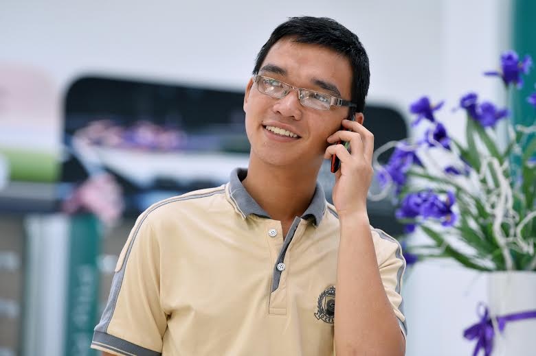 Phan thuong cua 10 nam lang nghe hinh anh