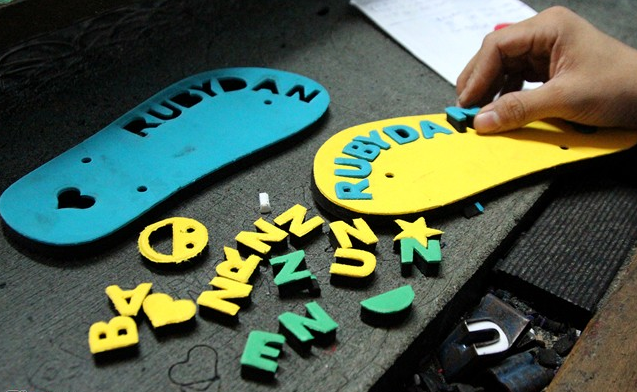 Dep chinh chu 80.000 dong/doi duoc san xuat ra sao? hinh anh