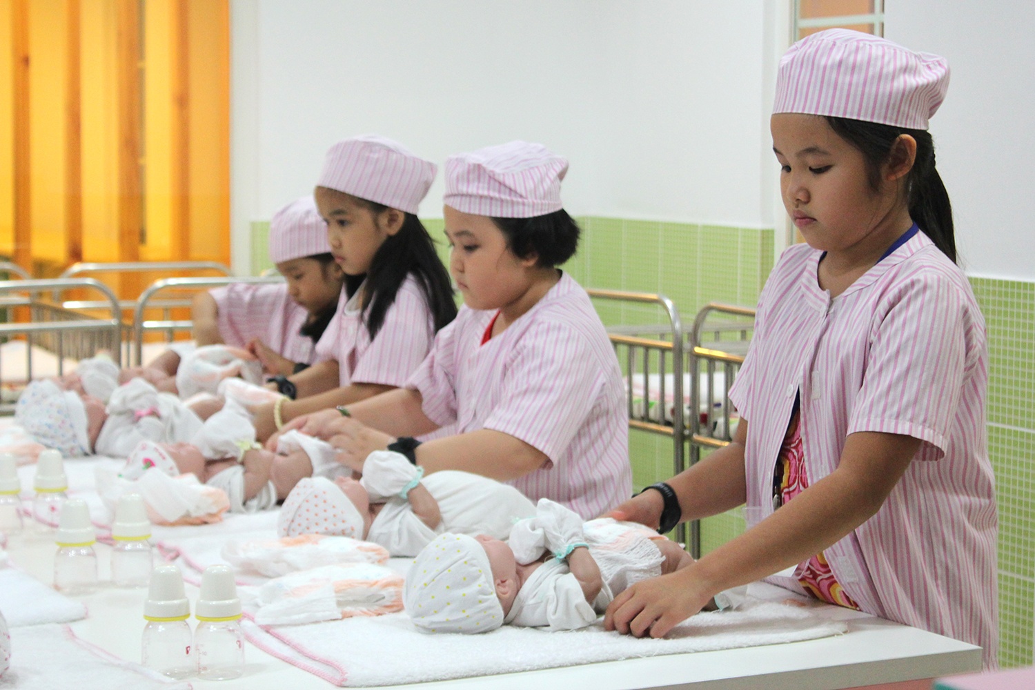 Ben trong thanh pho giao duc 25 trieu USD o Sai Gon hinh anh