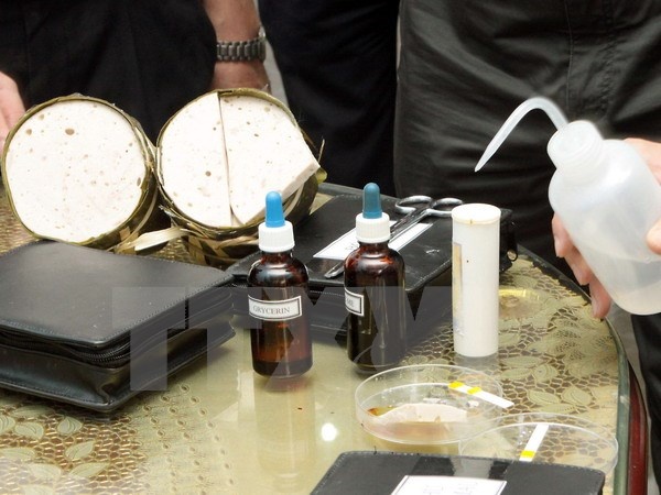 Hon 50% so co so thuc an duong pho vi pham an toan thuc pham hinh anh