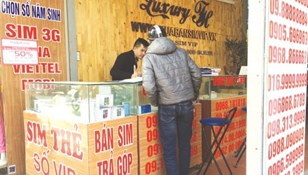 Thi truong sim 11 so: Gam hang va thoi gia hinh anh