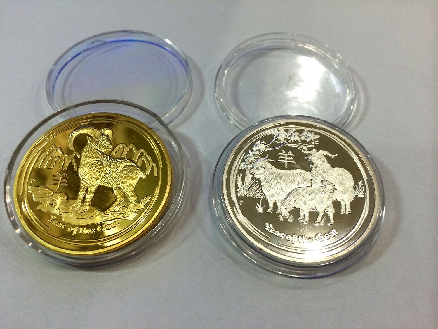 Do Uc hinh de li xi Tet gia 30 trieu dong hinh anh