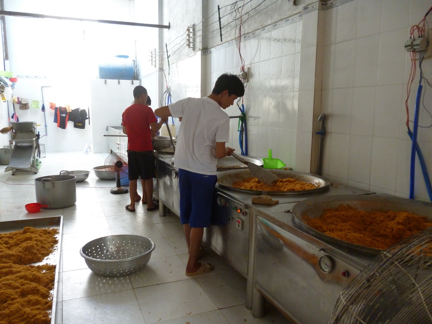 Ban cha bong 'chui' suot 3 thang moi bi phat hien hinh anh