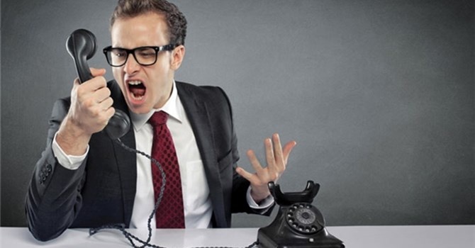 6 cau sep khong nen noi voi nhan vien hinh anh