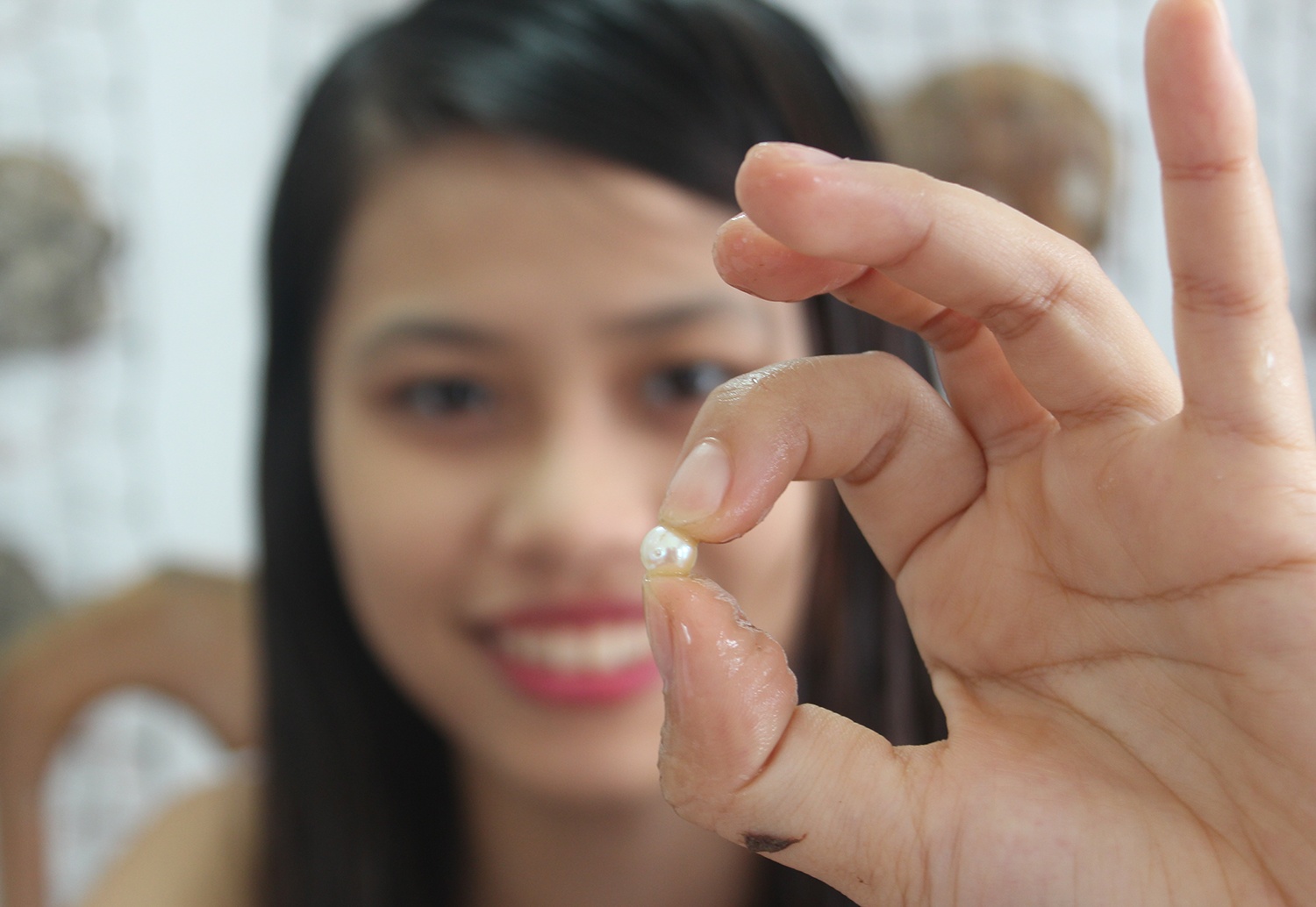 Lan bien bat trai lay ngoc gia 620.000 dong o Nha Trang hinh anh