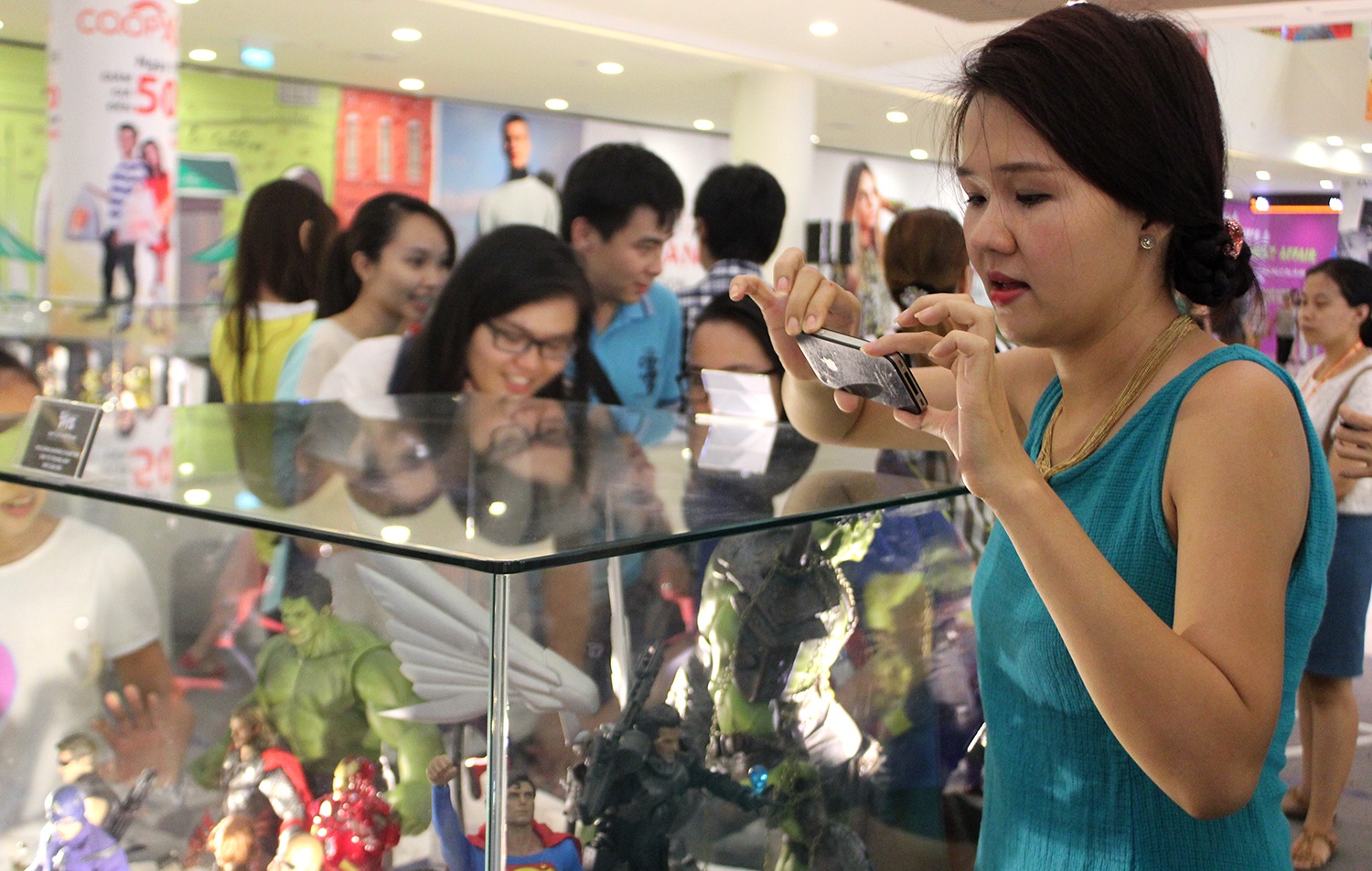 Mo hinh nhan vat gia nghin do thu hut nguoi xem o Sai Gon hinh anh