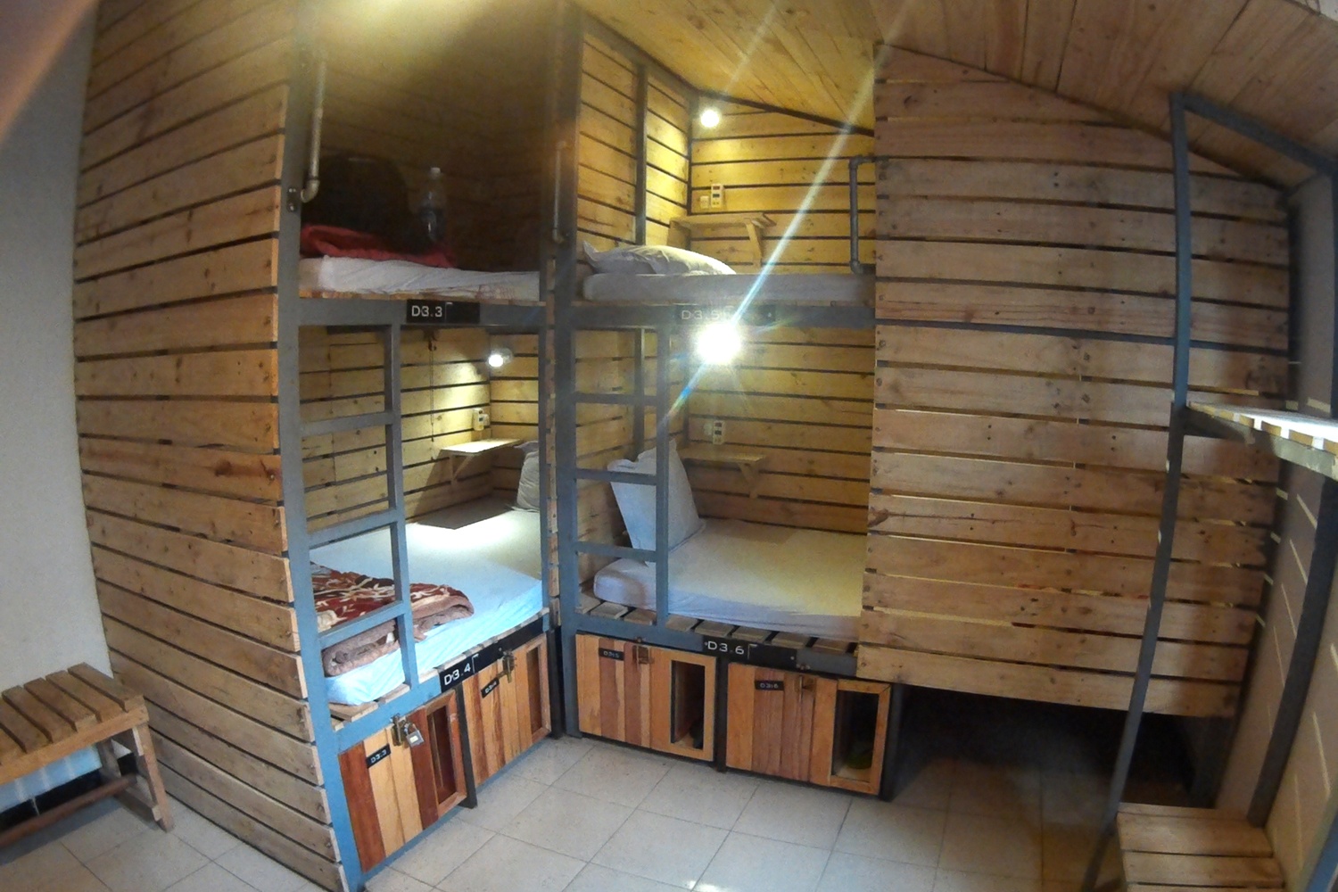 Khach san 'chuong cop' gia re no ro o Da Lat hinh anh