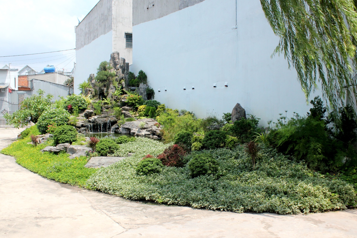 Bi kip kiem tien tu non bo cua ky su cong nghe thong tin hinh anh