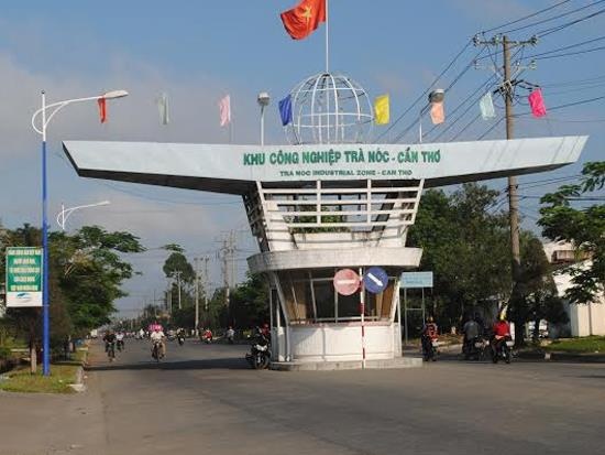 Qua cung doanh nghiep no tien thue dat hinh anh