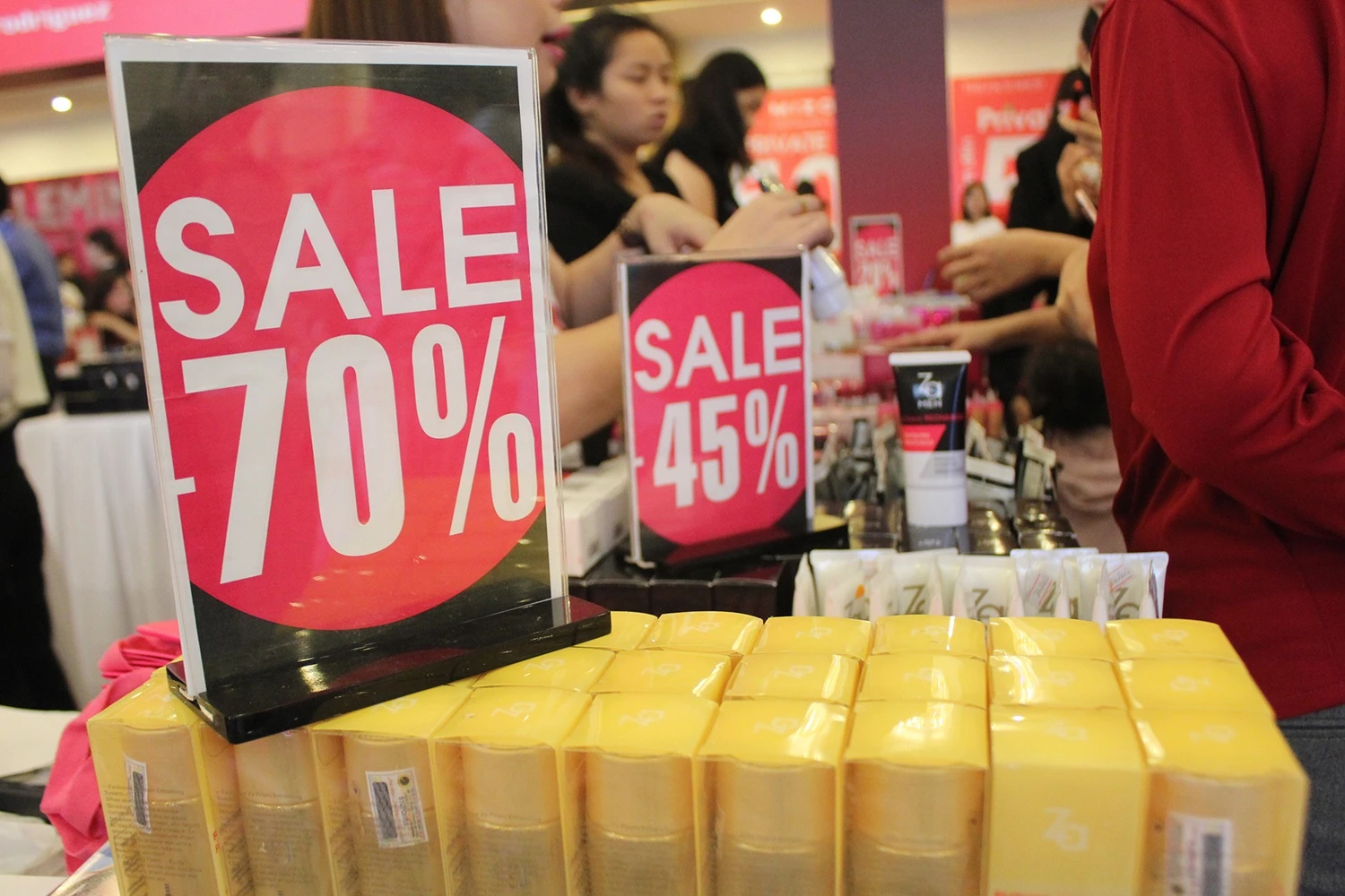 mua hang hieu giam gia o Sai Gon anh 5