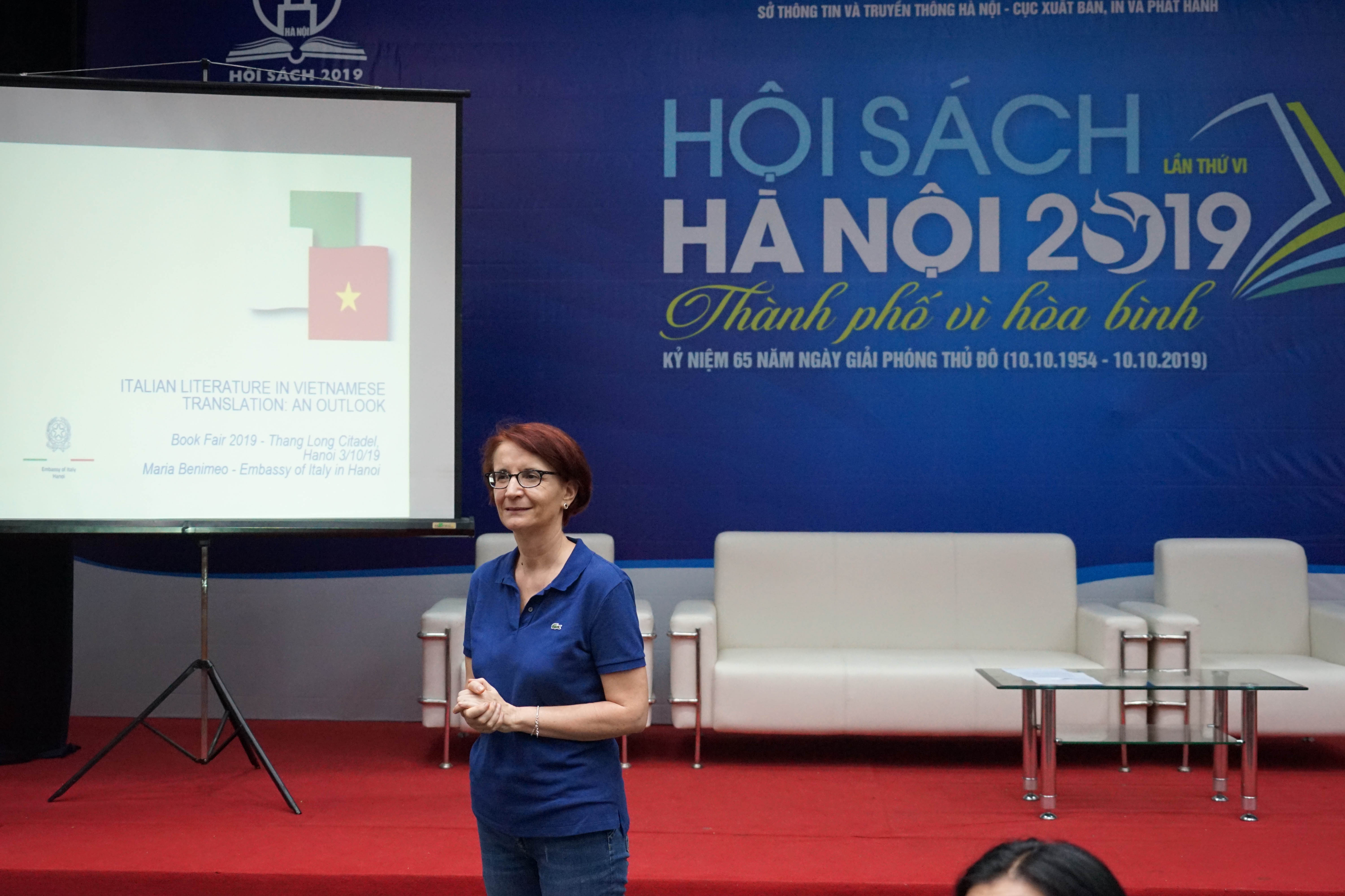 Sach Italy o Viet Nam,  sach Viet Nam o Italy anh 2