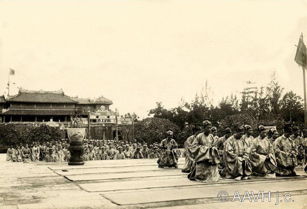 Tet Doan ngo thoi Nguyen: Nha, so duoc nghi may ngay? hinh anh