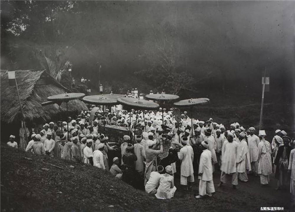 Lang xa Viet xua quy dinh chat che viec chong dich benh truyen nhiem hinh anh