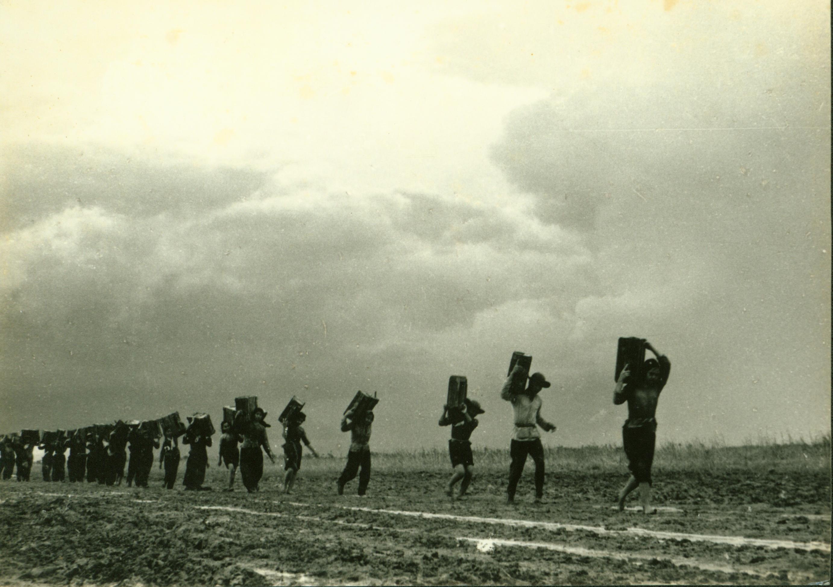 Khang chien chong My anh 6