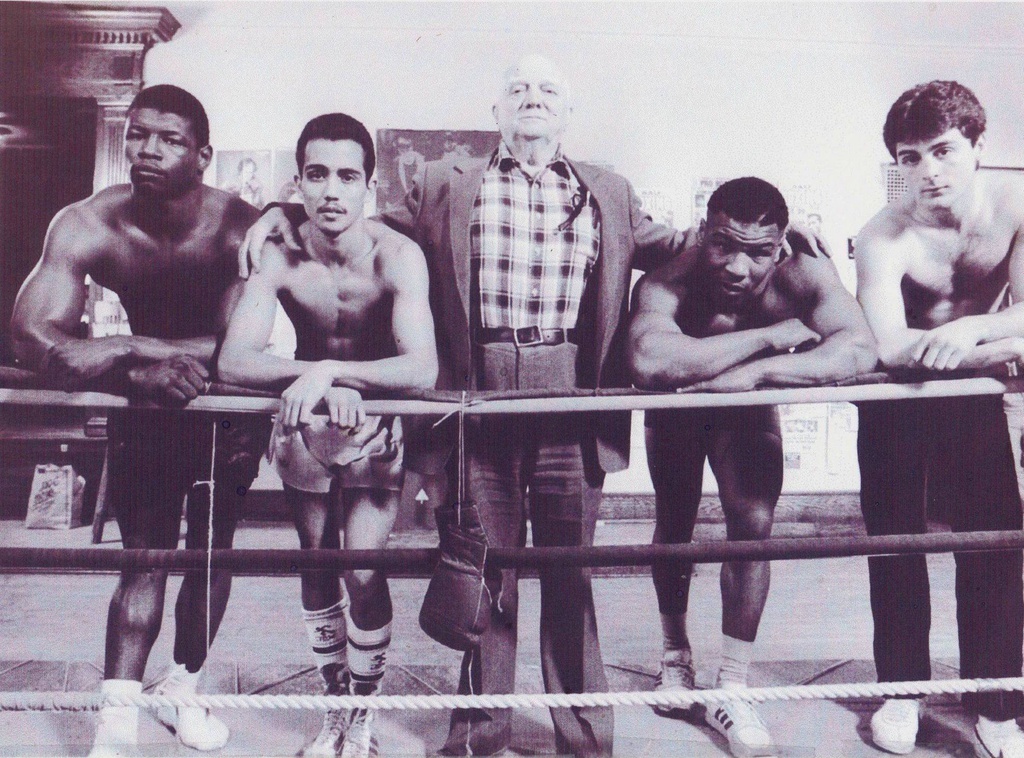 Mike Tyson – Su that tran trui anh 3